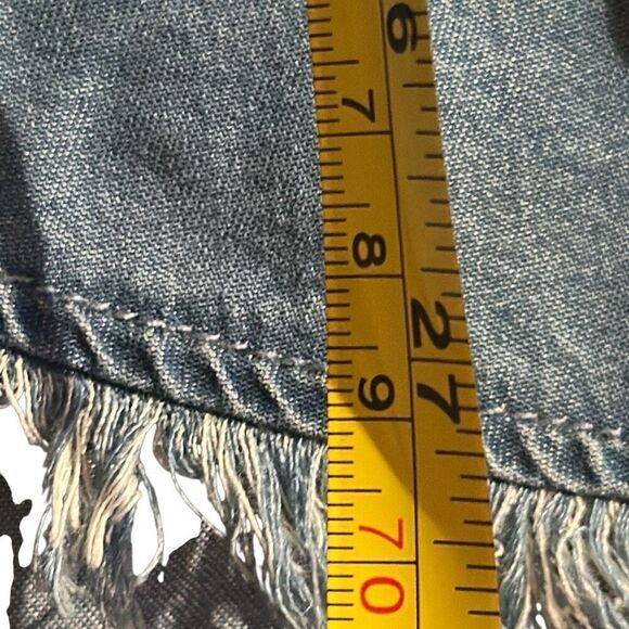 Thread & Supply Blue Star Print Button-up Chambray Frayed Hem Shirt Ladies Large - Picture 7 of 11